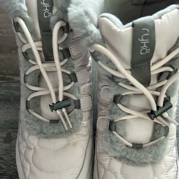 Ryka boots - Picture 3 of 11